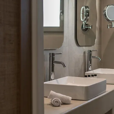 Arocaria Mykonos Hotel 5*